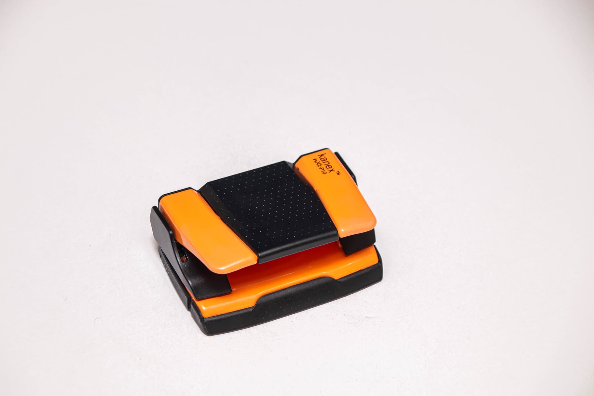 Perforatrice KANEX NXT-P10
